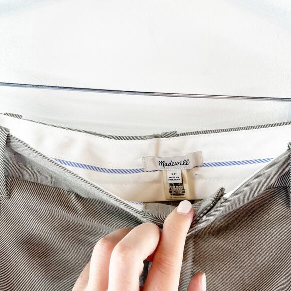 Madewell The Petite Turner Tapered Cargo Pants in Yarn Dye Gray 4 Petite - Picture 6 of 10